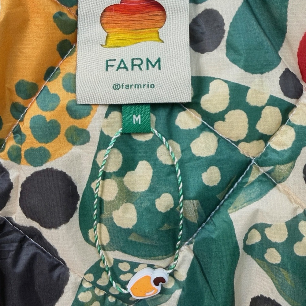 NEW FARM RIO romatic garden reversible puffer - Picture 4 of 14